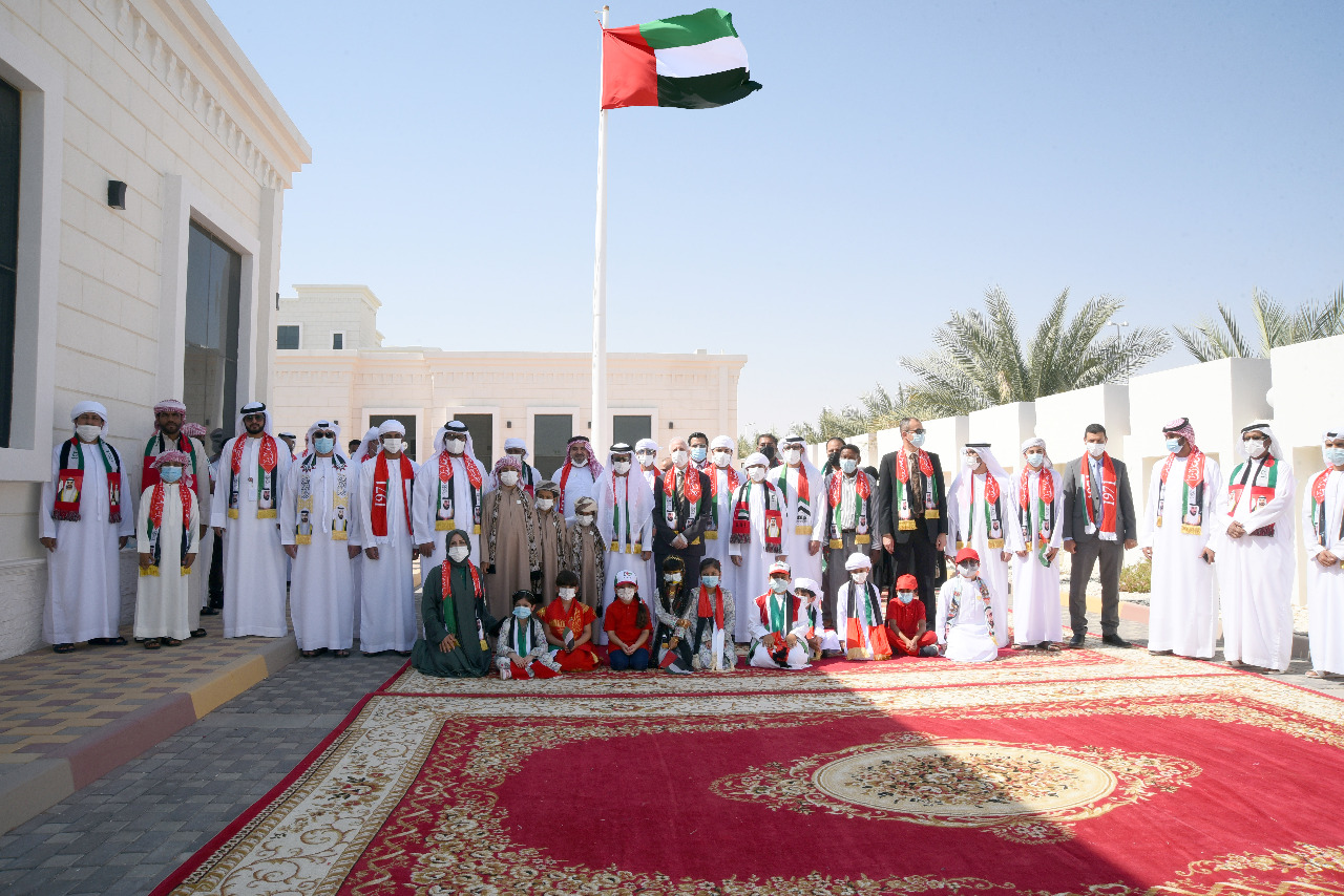 Bin Ham Group raises the UAE flag