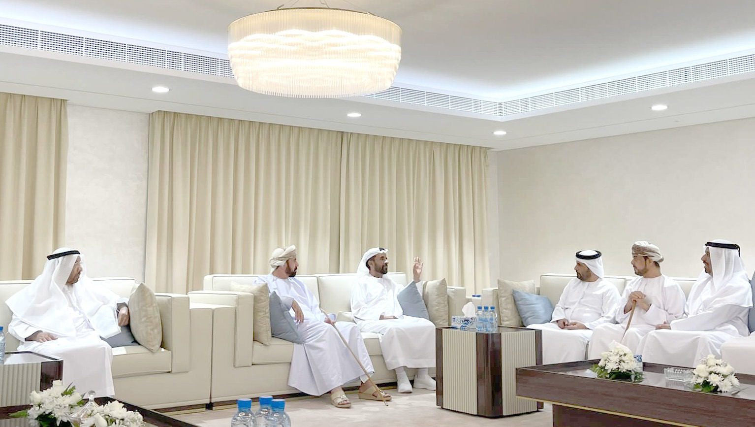 مجموعة بن حم تبحث الفرص الاستثمارية في سلطنة عمان